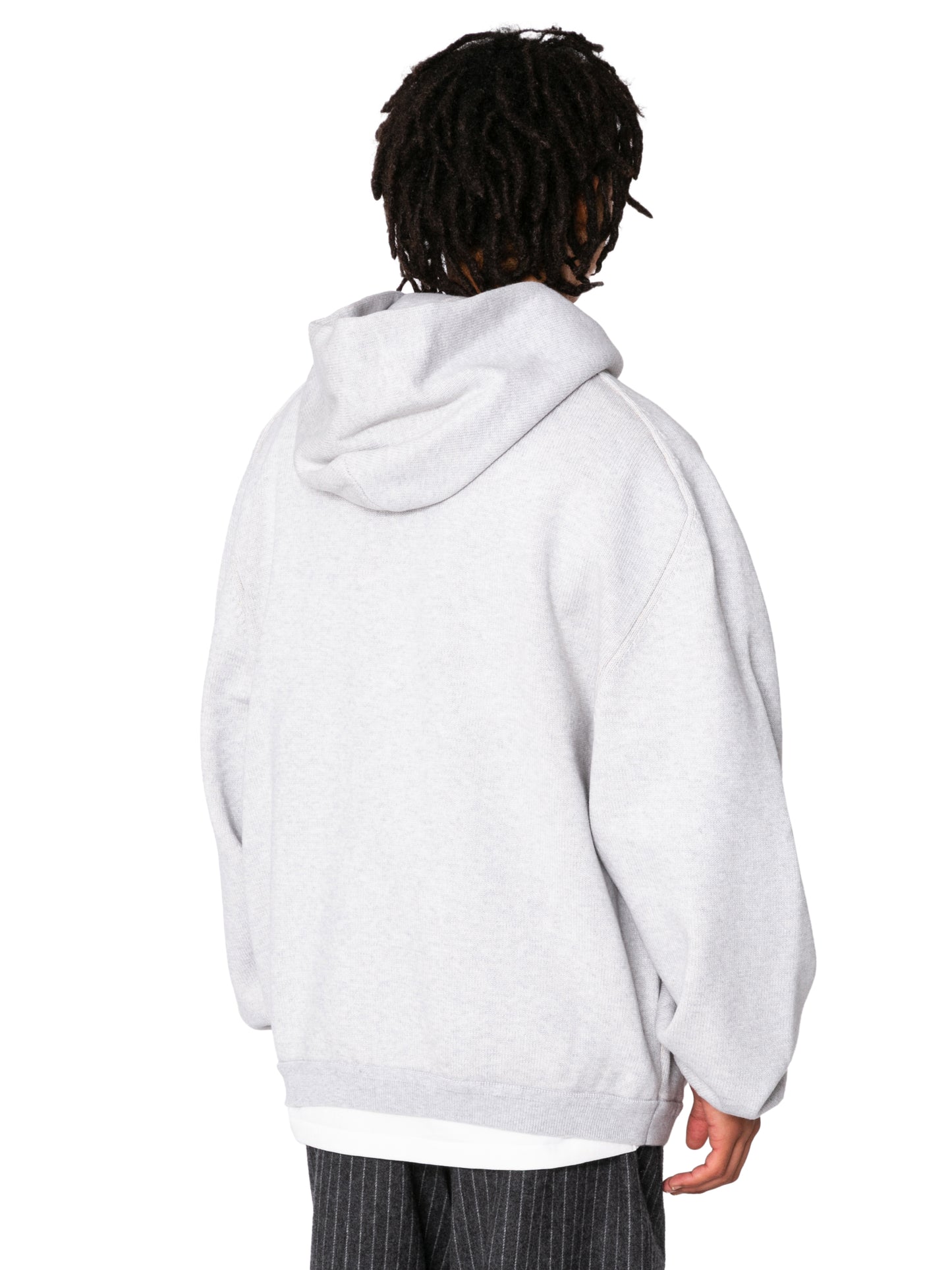 RESEARCHED HOODED SWEATER
/ C.YARN / PLATING STITCH