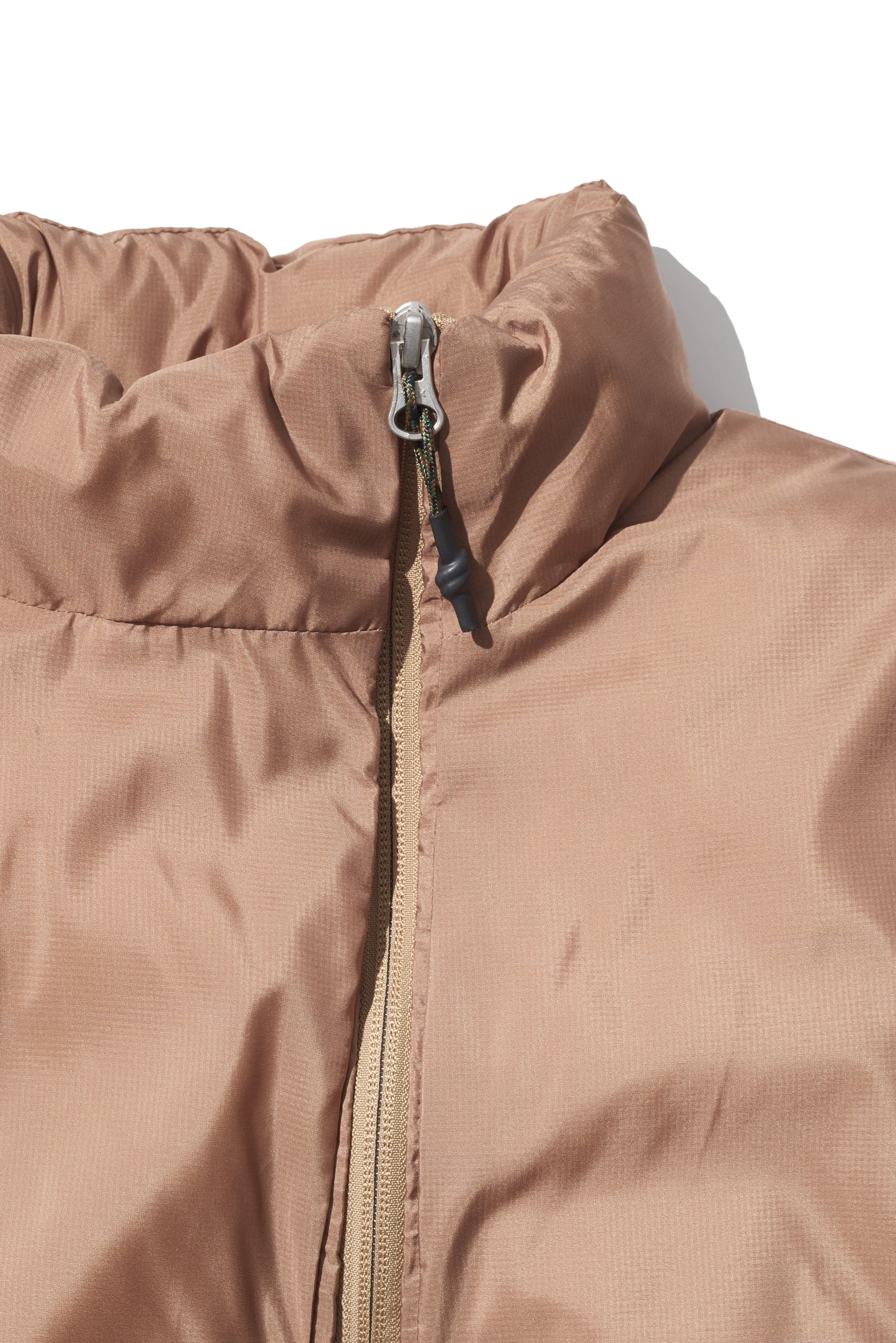 ORGANIZED PUFF VEST/ PE.ECO RIPSTOP / SORONA DUPONT