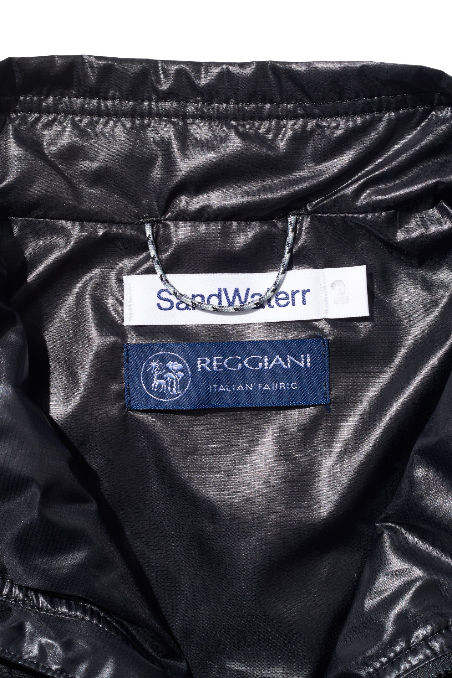 RESEARCHED LIGHT PUFF VEST/ REGGIANI W.SATIN