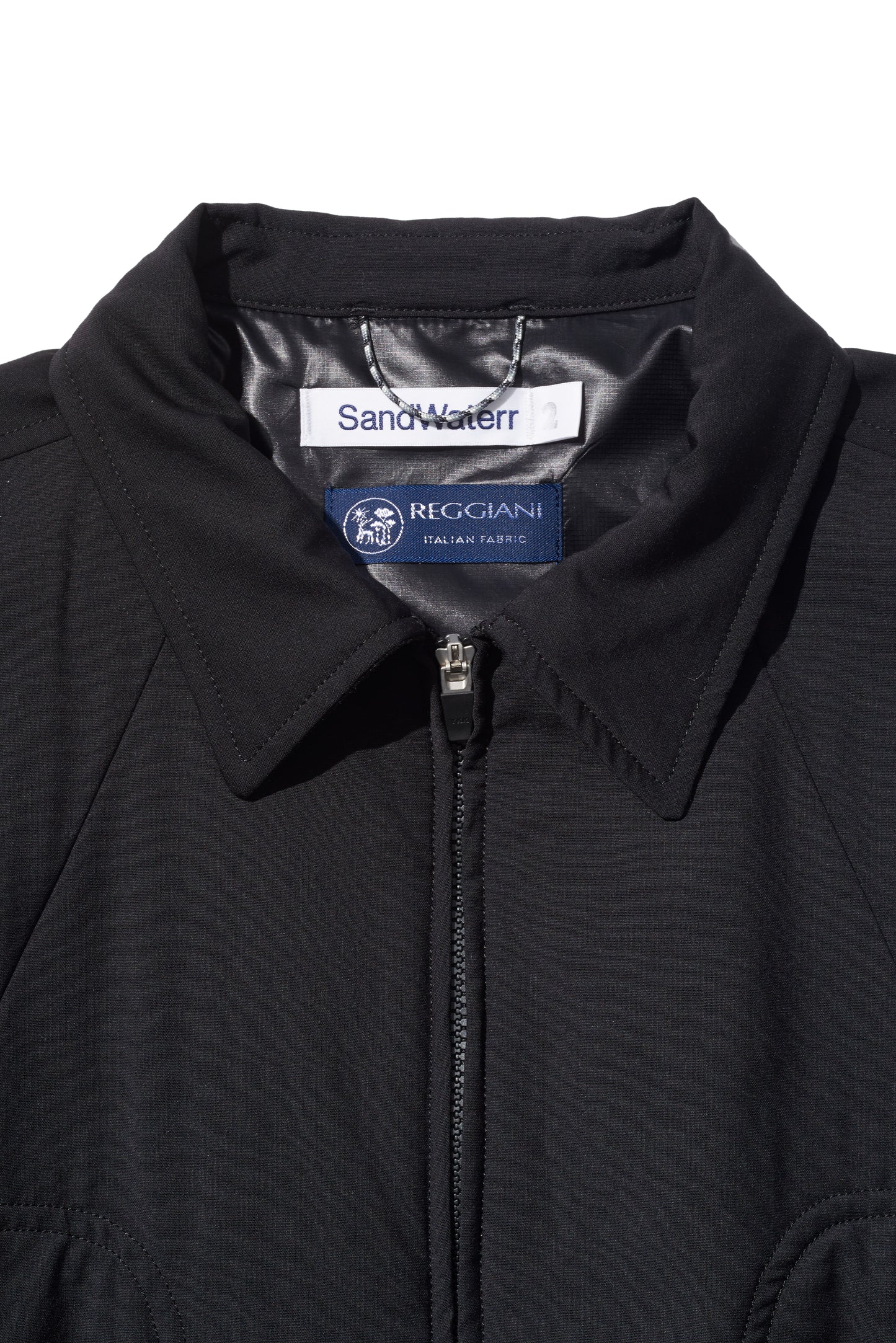 RESEARCHED LIGHT PUFF BLOUSON/ REGGIANI W.SATIN