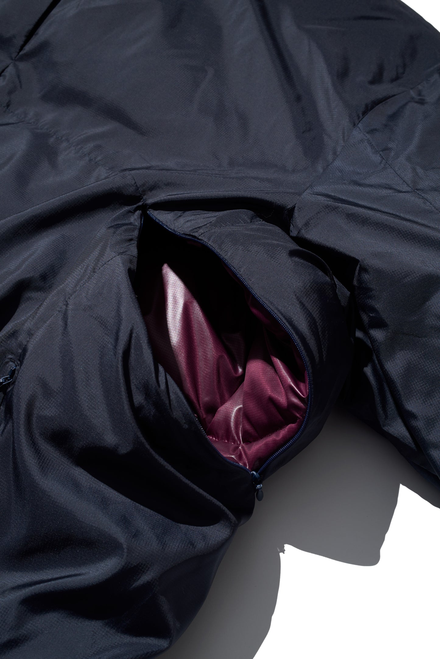 ORGANIZED HOODED PUFF BLOUSON/ PE.ECO RIPSTOP / SORONA DUPONT