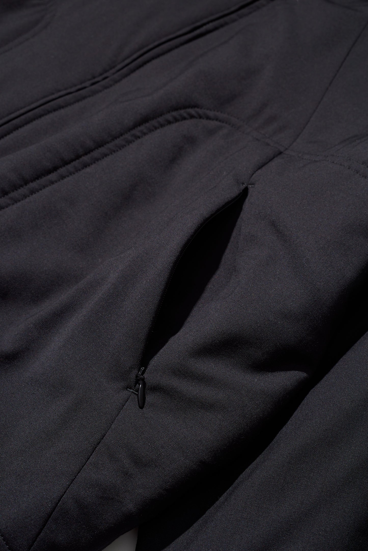 RESEARCHED LIGHT PUFF BLOUSON/ REGGIANI W.SATIN