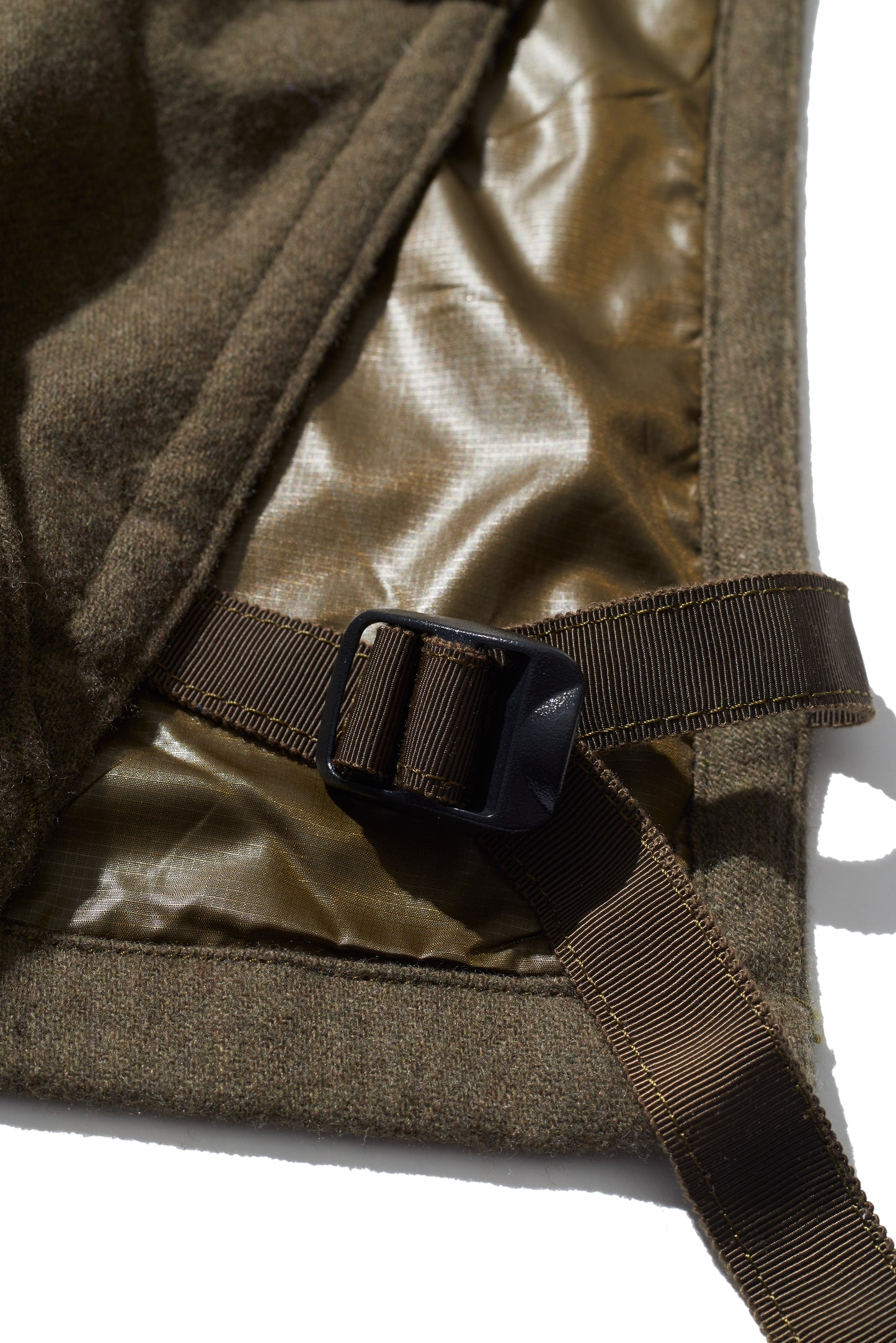 RESEARCHED ANORACK VEST/ ECO WOOL