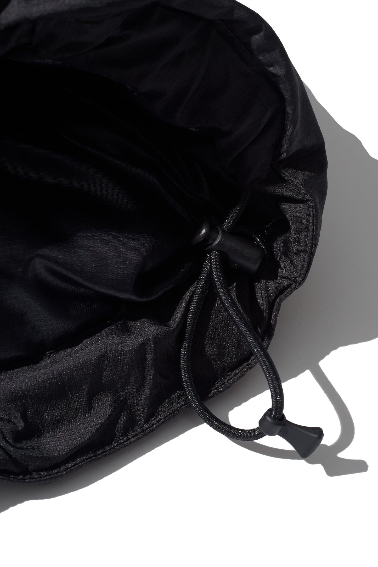 ORGANIZED HOODED PUFF BLOUSON/ PE.ECO RIPSTOP / SORONA DUPONT