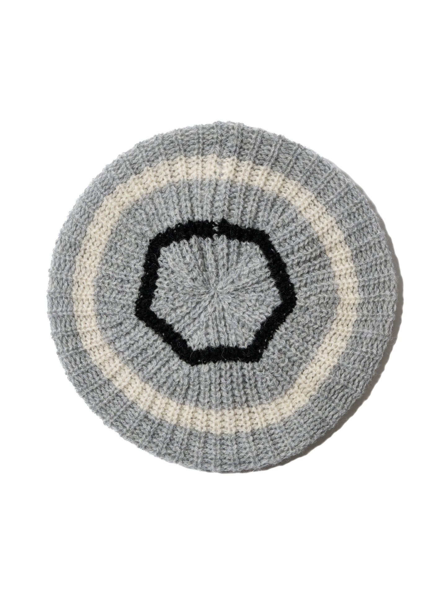 ORGANIZED BEANIE / WOOLEN YARN