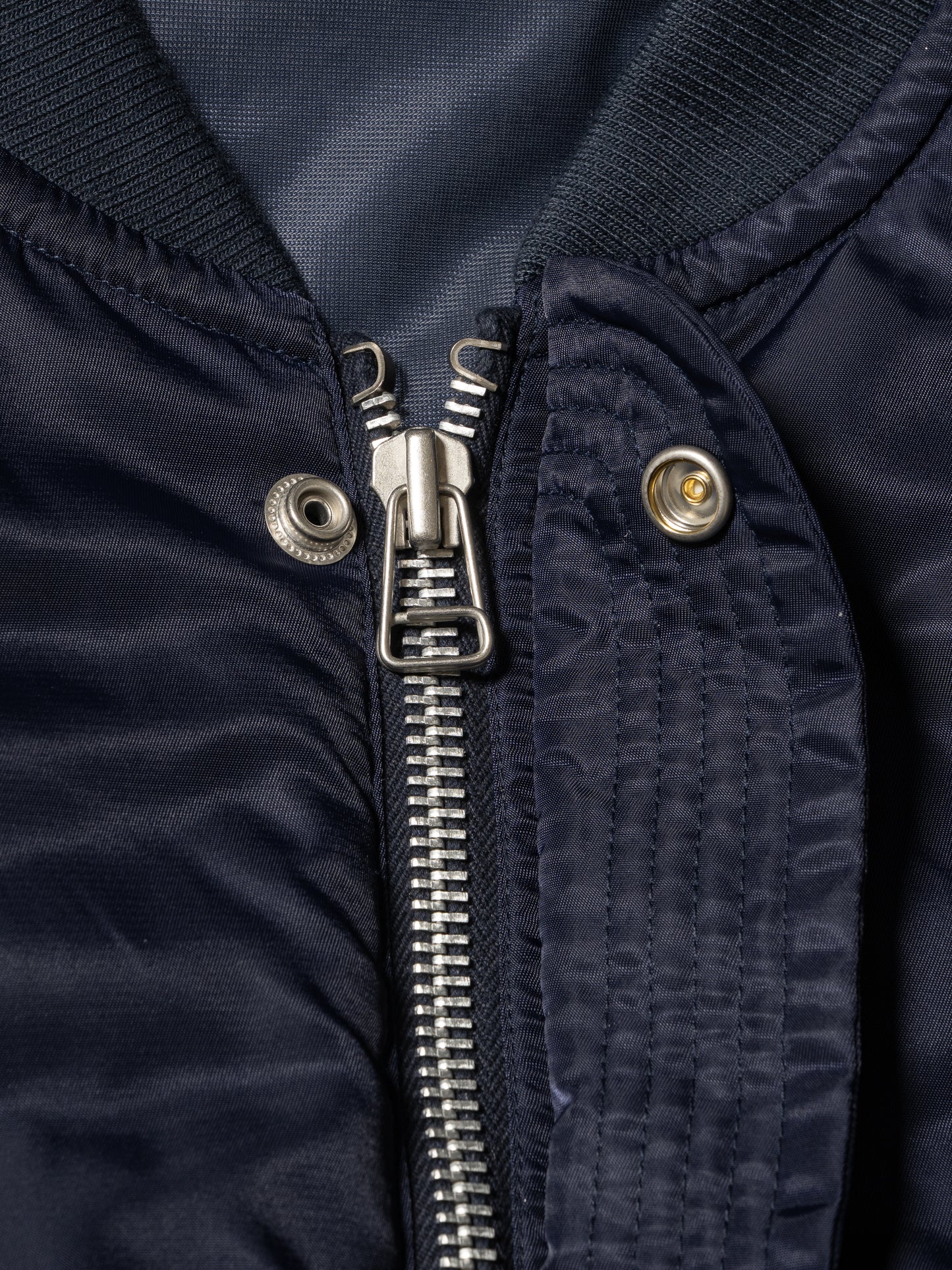 RESEARCHED PADDED BLOUSON / NYLON SATIN