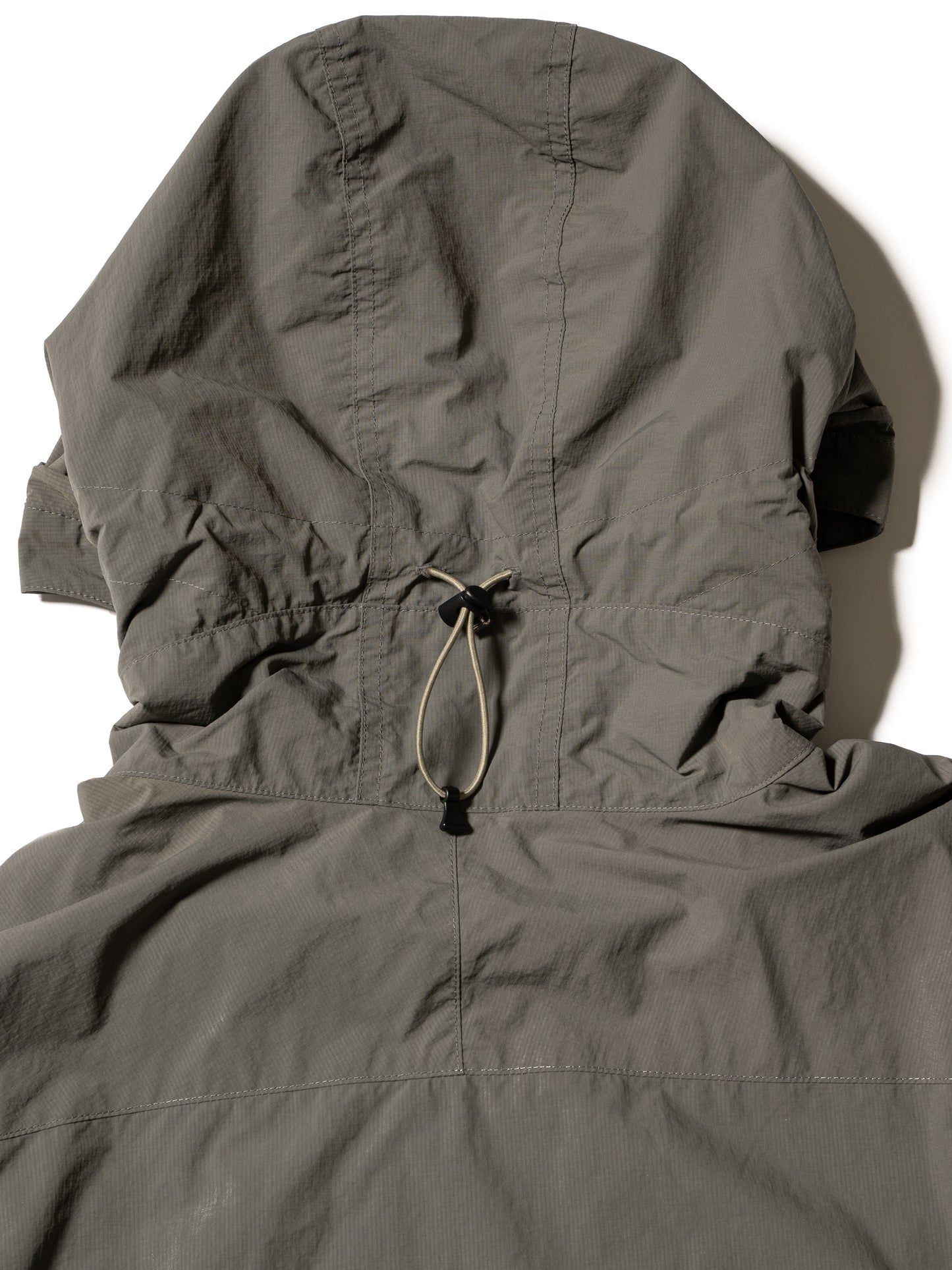 ORGANIZED HOODED PULLOVER / RIPSTOP NYLON