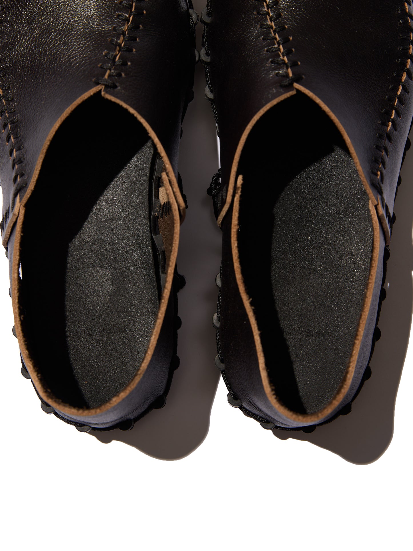 RESEARCHED SHOES / COW LEATHER × Tomo&Co