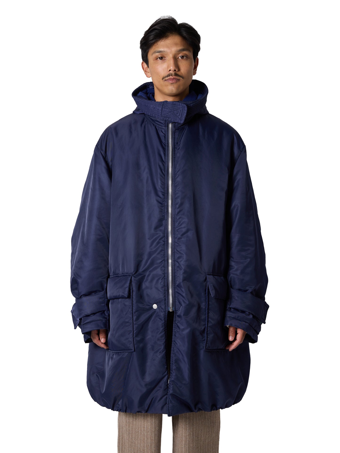 RESEARCHED PADDED COAT / NYLON SATIN