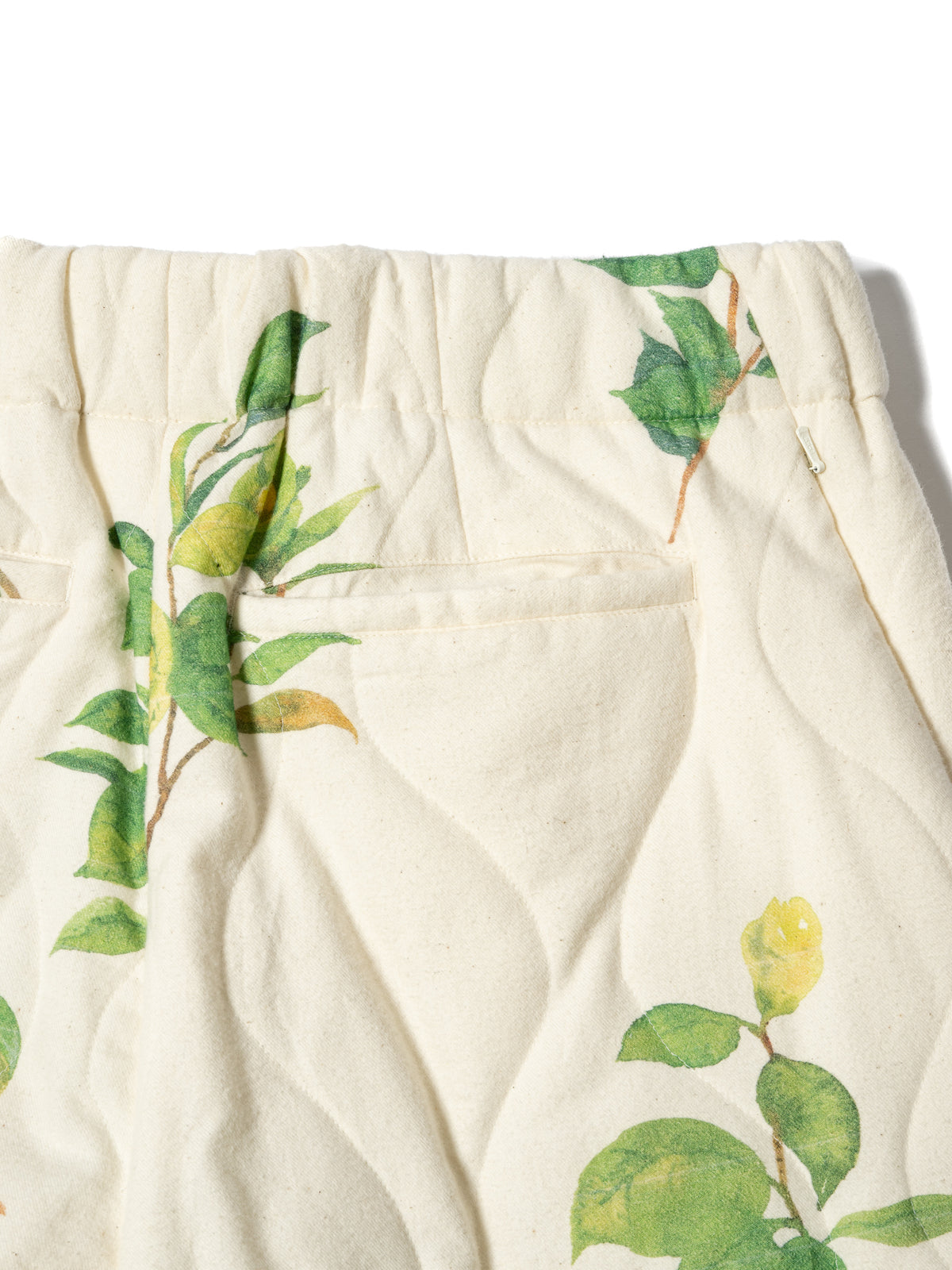 ORGANIZED EASY QUILTED PANTS / COTTON PEACH SKIN TWILL × DEAN AIZAWA