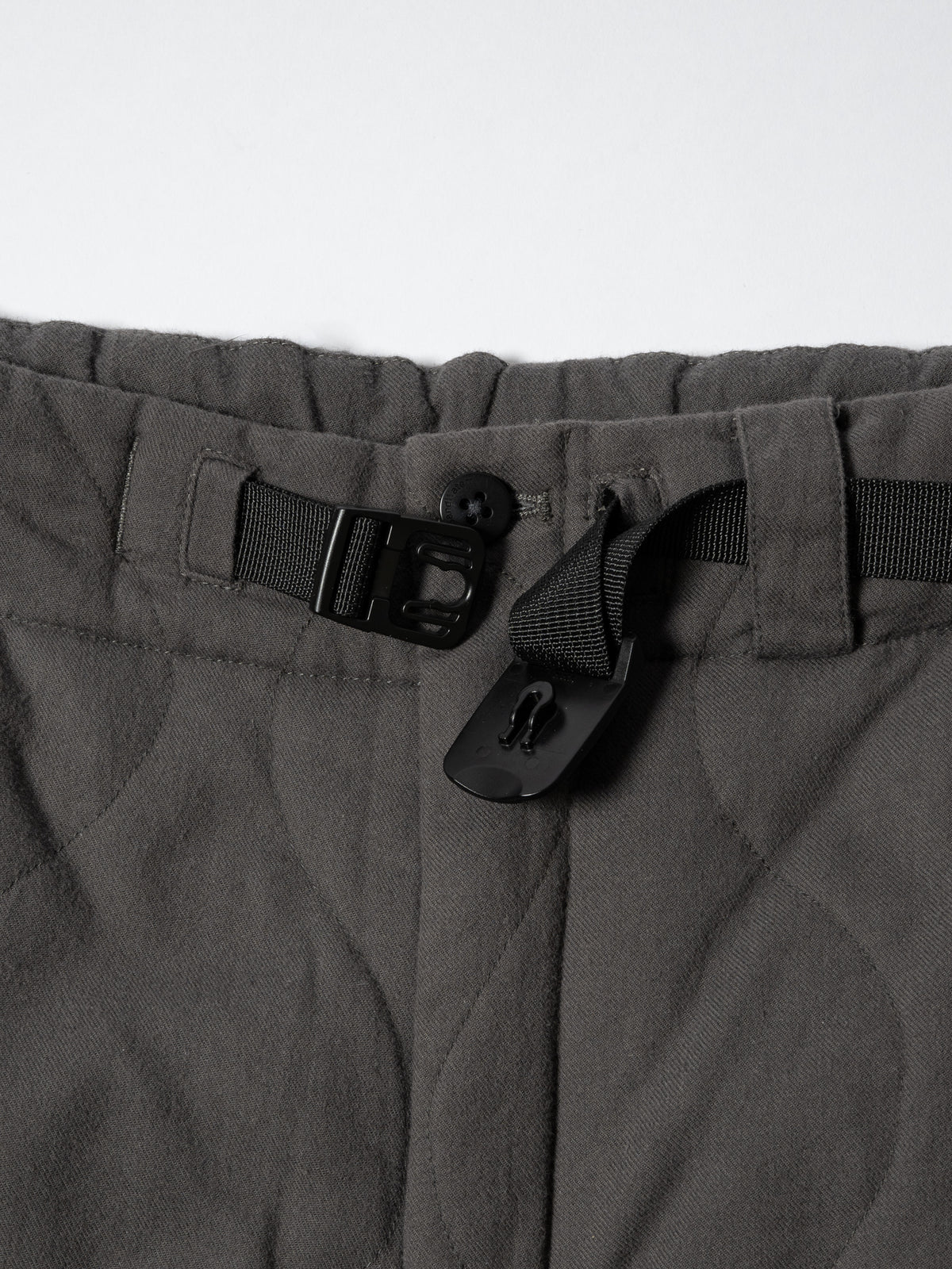 ORGANIZED EASY QUILTED PANTS / COTTON PEACH SKIN TWILL