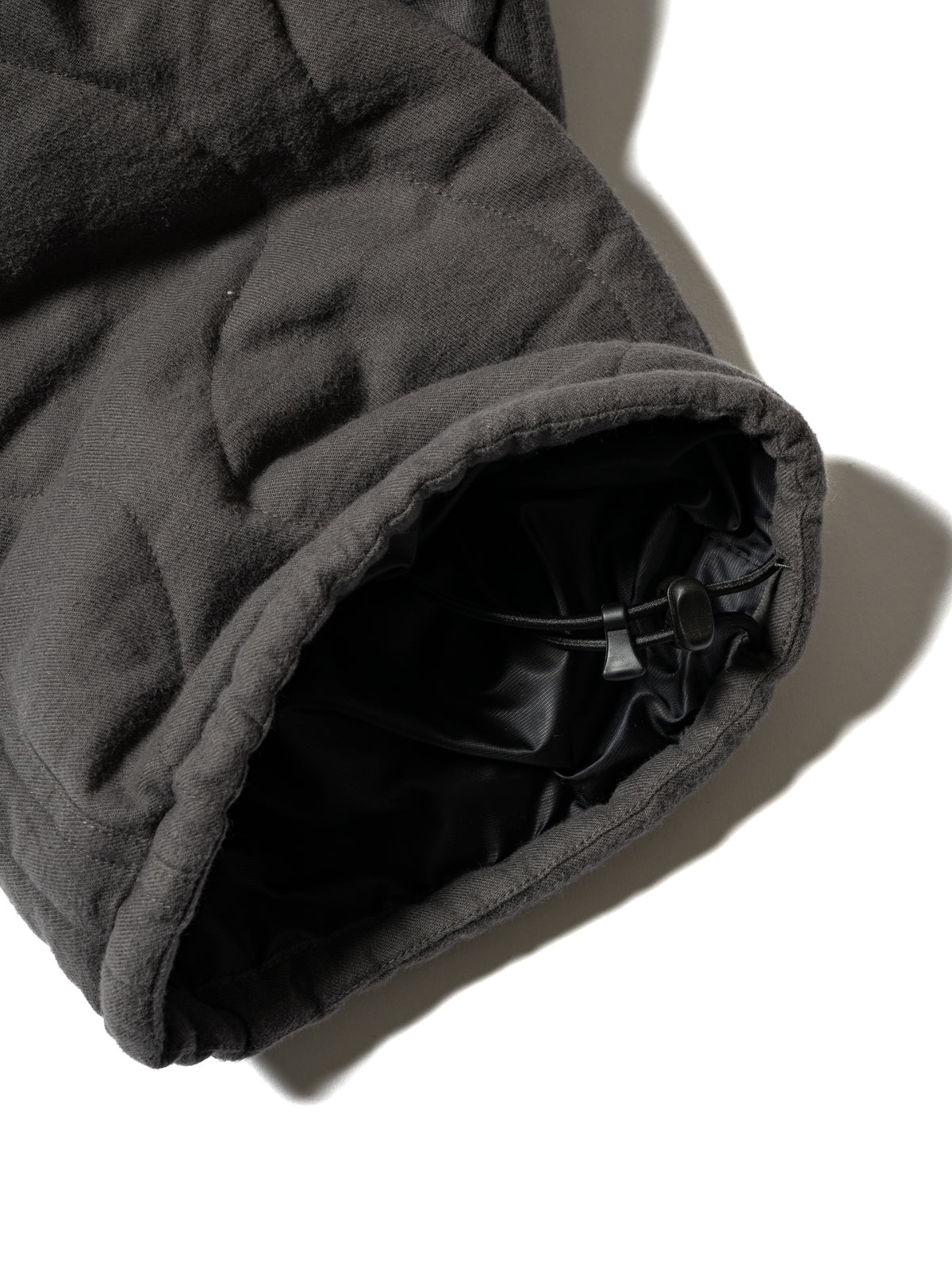 ORGANIZED EASY QUILTED PANTS / COTTON PEACH SKIN TWILL