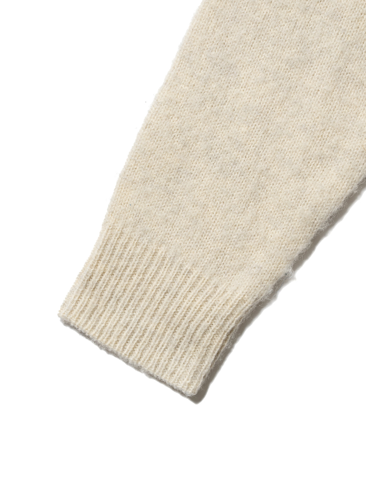 ORGANIZED SWEATER / WOOLEN YARN