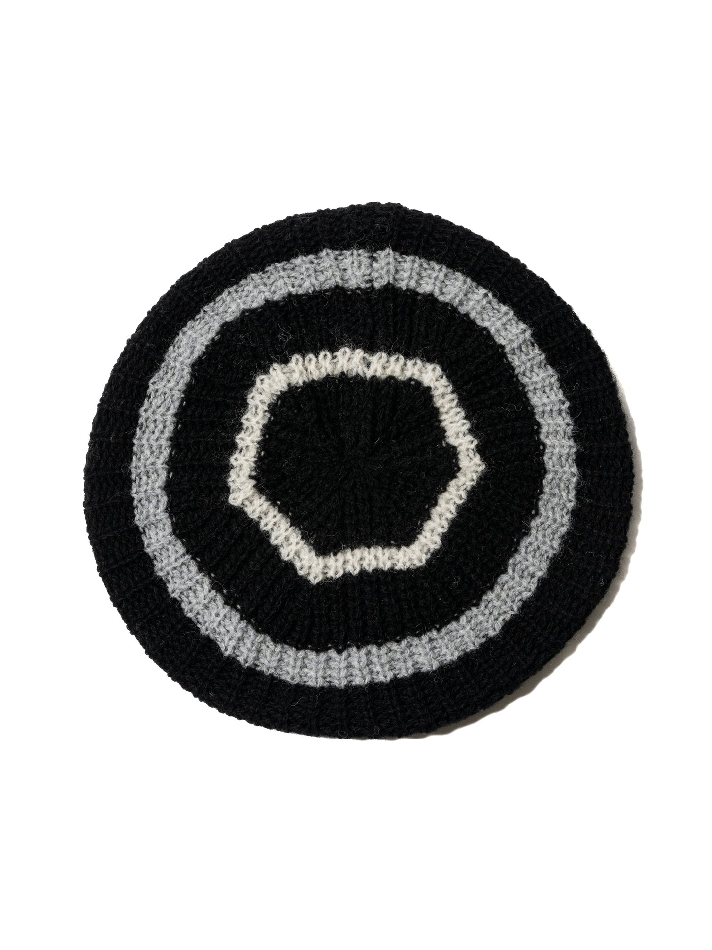 ORGANIZED BEANIE / WOOLEN YARN