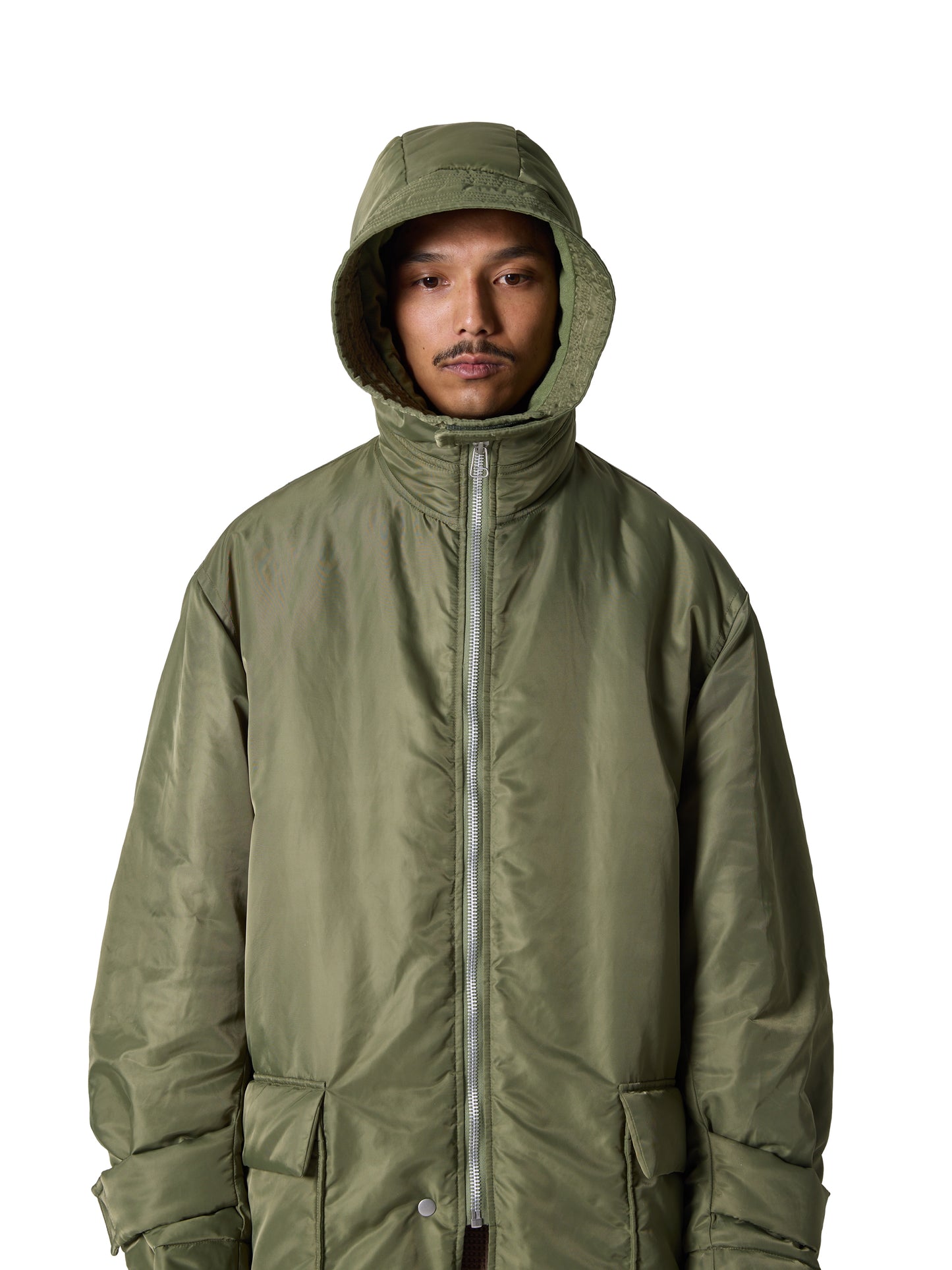 RESEARCHED PADDED COAT / NYLON SATIN