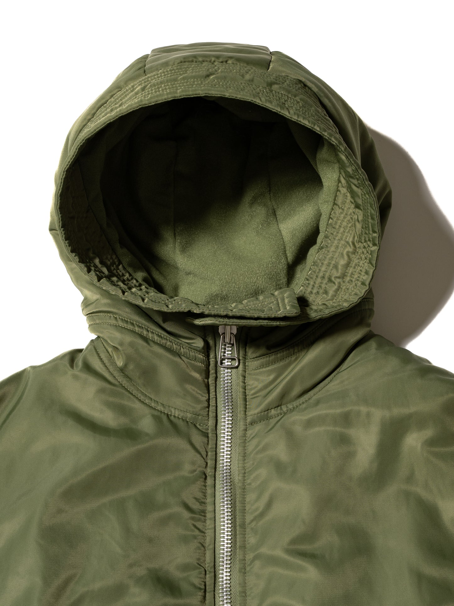 RESEARCHED PADDED COAT / NYLON SATIN