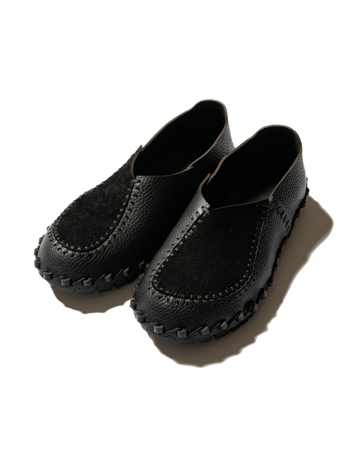 RESEARCHED SHOES / COW LEATHER × Tomo&Co
