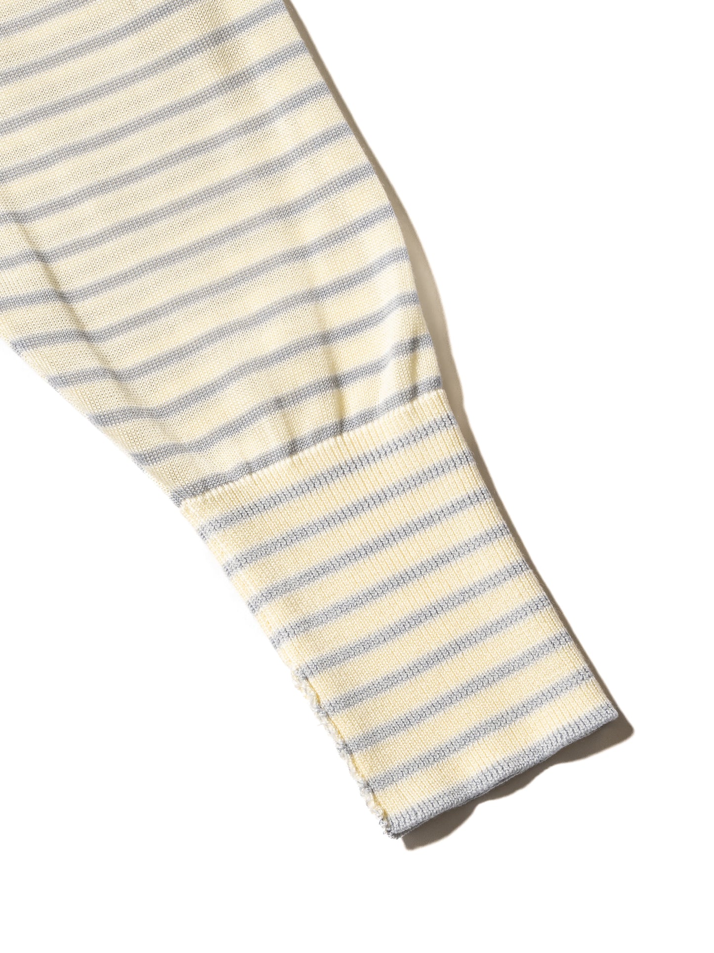 RESEARCHED SWEATER / RAYON MIX YARN BORDER
