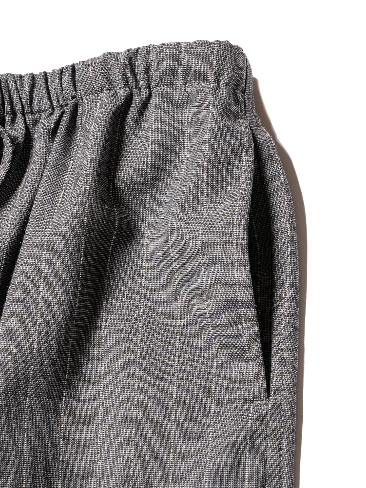 RESEARCHED EASY PANTS / WOOL SATIN CHALK STRIPE