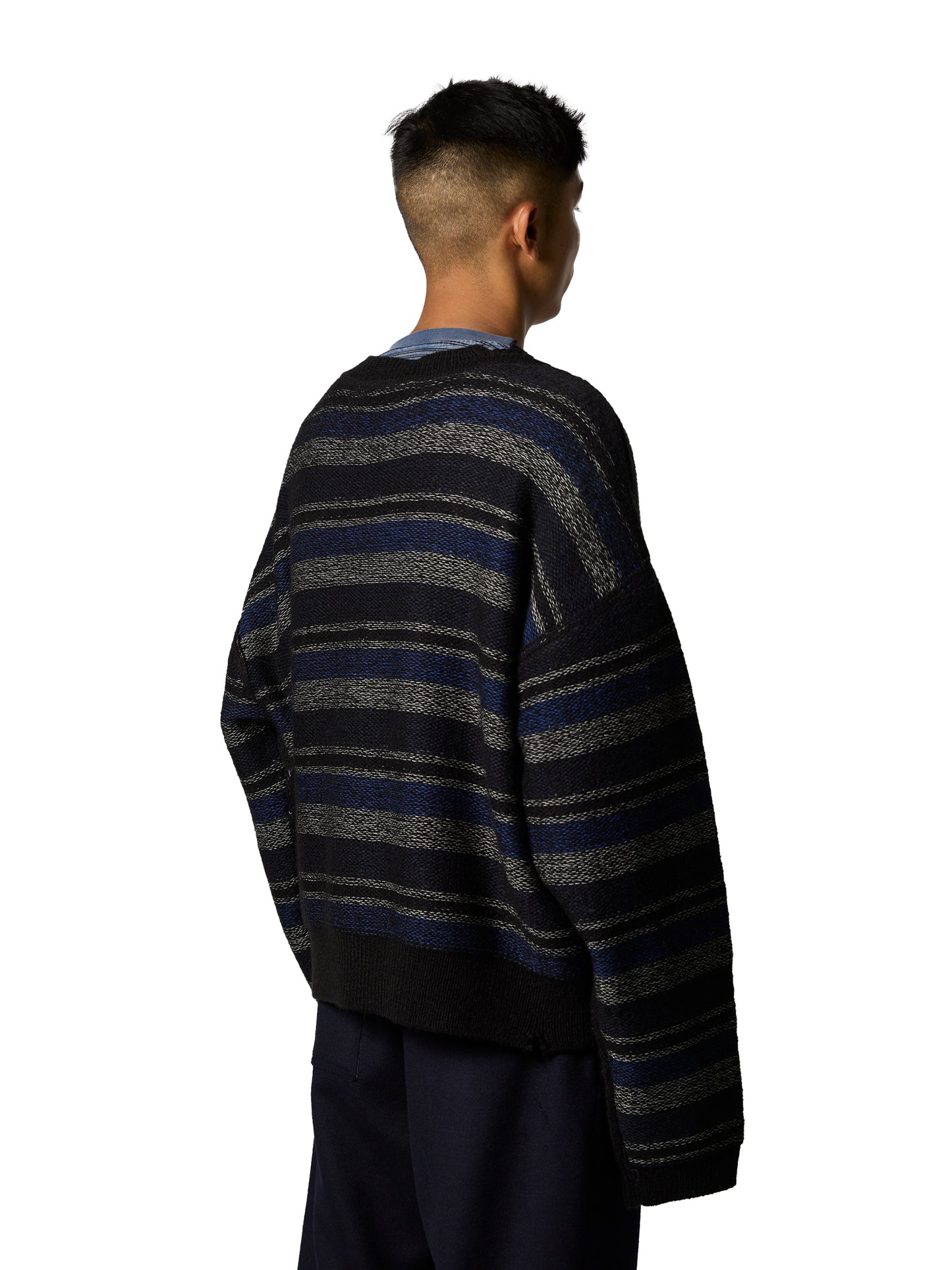 ORGANIZED V NECK BORDER SWEATER/A/W MIX YARN