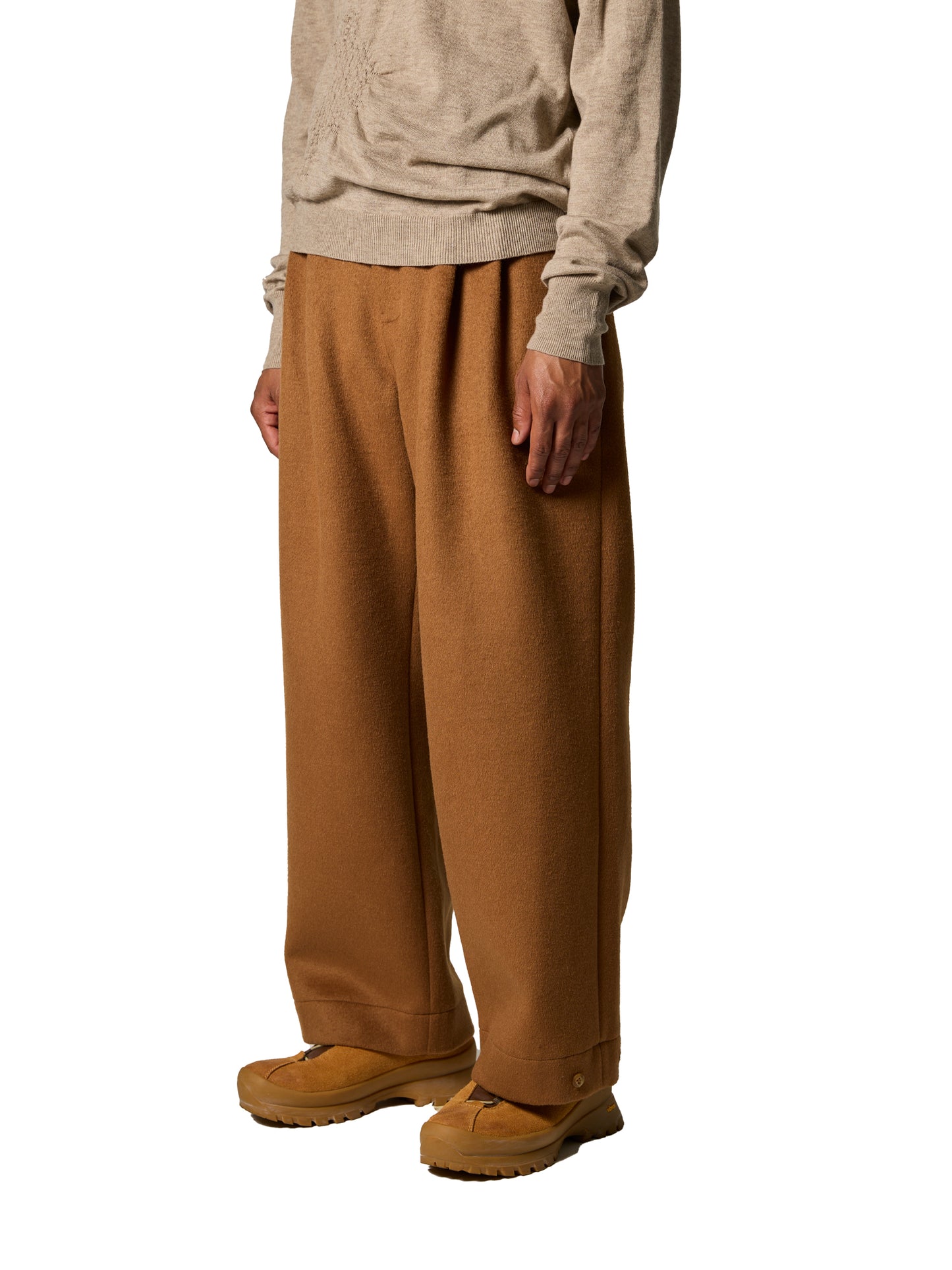 RESEARCHED TUCK SLACKS/ W/P LIGHT MELTON