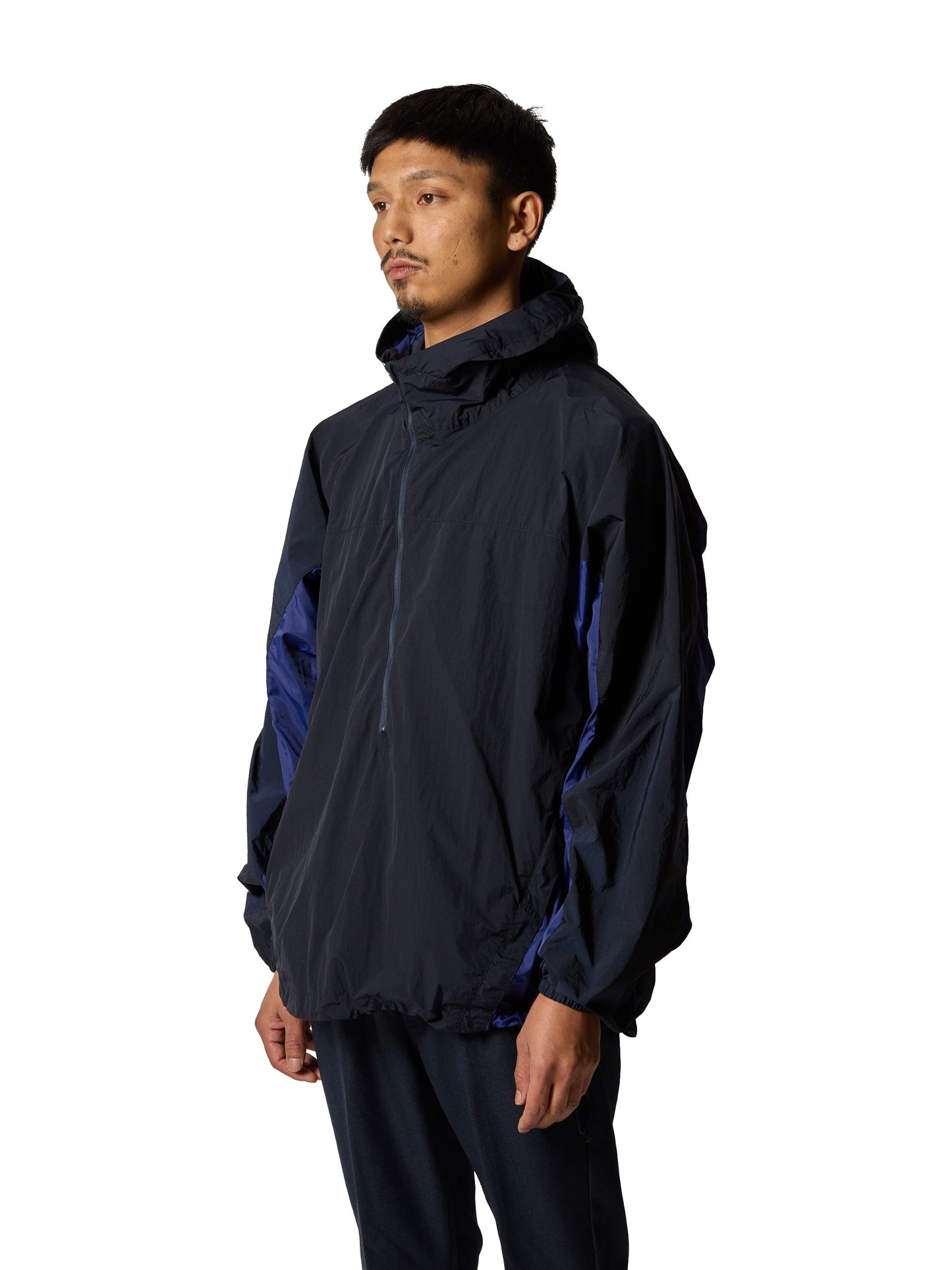 ORGANIZED HOODED PULLOVER / RIPSTOP  NYLON